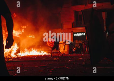 5th giorno di proteste contro le pene detentive richieste ai leader indipendenti catalani Foto Stock