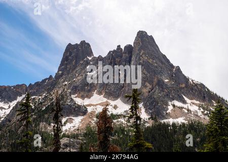 Fotografia scattata dal Washington Pass Overlook, Wenatchee National Forest, Washington, USA. Foto Stock