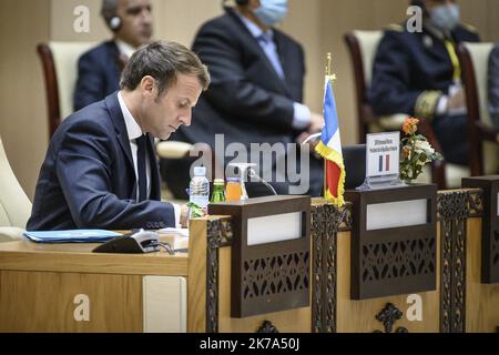 @ Pool/ Eliot Blondet/Maxppp, Mauritanie, Nouakchott, 2020/06/30 il Presidente francese Emmanuel Macron durante un incontro con i Presidenti del G5 Sahel e (in visita al Chancelor tedesco Angela Merkel, al primo Ministro italiano Giuseppe Conte e al primo Ministro belga Charles Michel a Nouakchott, Mauritania, il 30 giugno 2020 Foto Stock