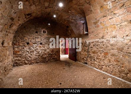 L'ChÃ¢teau d'If è una fortezza (più tardi una prigione) situata sull'isola di If, l'isola più piccola dell'arcipelago di Frioul situato nel Mar Mediterraneo a circa 1,5 chilometri (7/8 miglia) al largo della baia di Marsiglia, nel sud-est della Francia. E' famosa per essere uno dei luoghi del romanzo d'avventura di Alexandre Dumas, il Conte di Monte Cristo. luglio 1, 2020 Foto Stock