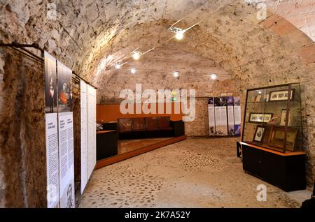 L'ChÃ¢teau d'If è una fortezza (più tardi una prigione) situata sull'isola di If, l'isola più piccola dell'arcipelago di Frioul situato nel Mar Mediterraneo a circa 1,5 chilometri (7/8 miglia) al largo della baia di Marsiglia, nel sud-est della Francia. E' famosa per essere uno dei luoghi del romanzo d'avventura di Alexandre Dumas, il Conte di Monte Cristo. luglio 1, 2020 Foto Stock