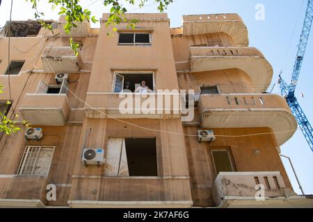 ©CAROLINE BLUMBERG/MAXPPP - BEIRUT, 14 agosto 2020 - danni a Beirut, Libano, 14 2020 agosto. Una settimana dopo le esplosioni che hanno devastato Beirut, il primo ministro libanese Hassan Diab ha annunciato le dimissioni del suo governo. Foto Stock