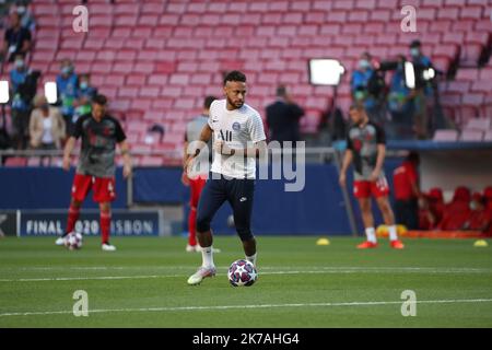 ©PHOTOPQR/LE PARISIEN/ARNAUD JOURNOIS ; LISBONNE ; FOOTBALL FINALE DE LA LIGUE DES CHAMPIONS . LISBONNE . ESTADIO DA LUZ . 23/08/2020 . PARIGI SG - BAYERN MONACO Neymar la finale della UEFA Champions League tra Parigi Saint-Germain e Bayern Monaco all'Estadio do Sport Lisboa e Benfica il 23 agosto 2020 a Lisbona, Portogallo. Foto Stock