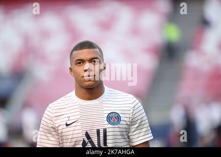 ©PHOTOPQR/LE PARISIEN/ARNAUD JOURNOIS ; LISBONNE ; FOOTBALL FINALE DE LA LIGUE DES CHAMPIONS . LISBONNE . ESTADIO DA LUZ . 23/08/2020 . PARIGI SG - BAYERN MUNICH Mbappé la finale della UEFA Champions League tra Parigi Saint-Germain e Bayern Munich all'Estadio do Sport Lisboa e Benfica il 23 agosto 2020 a Lisbona, Portogallo. Foto Stock