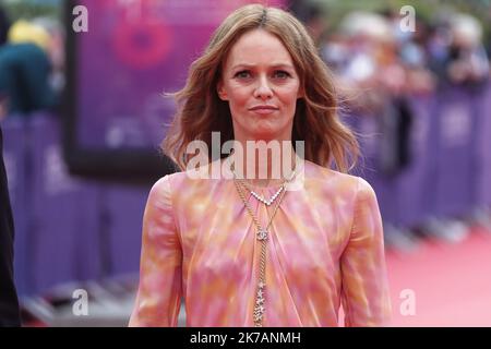 ©PHOTOPQR/OUEST FRANCE/Daniel FOURAY ; Deauville ; 04/09/2020 ; Deauville . 46e festival du cinéma américain . La soirée d'ouverture . Vanessa Paradis . Chanteuse . Comédienne . Présidente du Jury . - Festival del cinema americano a Deauville, Francia, il settembre 4th 2020 Foto Stock