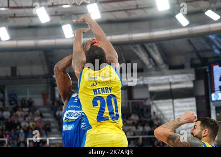 Brixia, Italia. 16th ottobre 2022. Campionato Italiano di Basket A1, incontro tra Germani Basket Brescia e Givova Scafati. Foto Stock