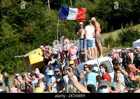 ©PHOTOPQR/LE PROGRES/Philippe TRIAS - 12/09/2020 - 14ème étape du tour, Lione, 12 settembre 2020. -14ème étape du tour de France. Parti de Clermont-Ferrand pour rejoindre la ville de Lyon, les coureurs ont traversé la Loire. 2020/09/12. Tour de France tappa 14. Foto Stock