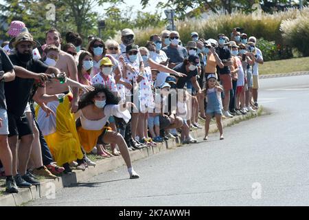 ©PHOTOPQR/LE PROGRES/Philippe TRIAS - 13/09/2020 - Tour de France, Isère, 13 settembre 2020. -Le peloton sur les routes du département de l'Isère. 2020/09/13. Tour de France tappa 15. Foto Stock