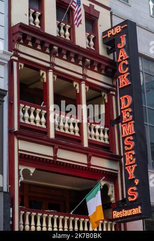 Il Jack Demsey's è un pub e ristorante sulla W. 33rd Street a NYC, USA 2022 Foto Stock