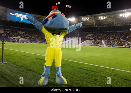 Valencia, Spagna, 17 ottobre 2022. La mascotte di Villarreal prima della partita spagnola la Liga Santander tra Villarreal CF e CA Osasuna allo stadio Ciutat de Valencia. Foto di Jose Miguel Fernandez /Alamy Live News ) Foto Stock