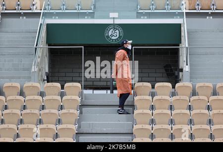 ©PHOTOPQR/LE PARISIEN/Arnaud Journois ; PARIGI ; 02/10/2020 ; TENNIS , ROLAND GARROS 2020 / INTERNATIONAUX DE FRANCE DE TENNIS 2020 / - Parigi, Francia, ott 2nd 2020 - torneo francese Roland Garros Foto Stock