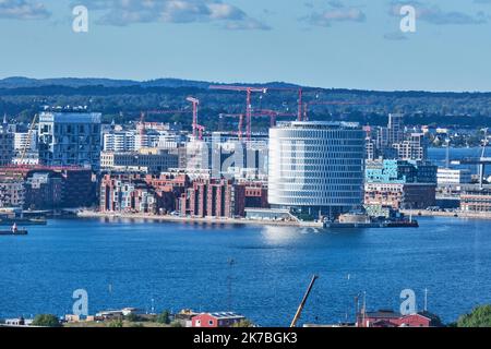Copenaghen, Danimarca - Settembre 2022: Blocco rotondo punta di Redmolen progettato da Cobe, Residence Inn Nordhavn progetto Foto Stock