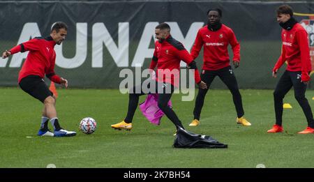 ©PHOTOPQR/OUEST FRANCE/Philippe RENAULT ; Rennes ; 27/10/2020 ; entraînement du Stade Rennais Football Club, à la veille du match de Ligue des Champions contre le FC Séville. Damien da SILVA , Romain DEL CASTILLO, Jeremy DOKU et Adrien HUNOU Photo Philippe Renault / Ouest-France - 2020/10/27. Allenamento dello Stade Rennais Football Club, alla vigilia della partita di Champions League contro il FC Siviglia. Foto Stock