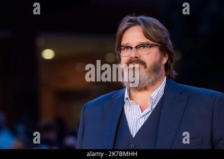 Roma, Italia, 17 ottobre 2022 - Giuseppe Battiston partecipa al tappeto rosso del 17° Festival del Cinema di Roma per il film 'Guerra - la guerra desiderata' Credit: Luigi de Pompeis/Alamy Live News Foto Stock