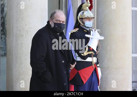 ©Sebastien Muylaert/MAXPPP - Eric Dupond Moretti ministre de la Justice a la sortie du conseil des ministres sur le perron de l'Elysee. Parigi, 18.11.2020 - 2020/11/18. Consiglio dei ministri della Francia. Foto Stock