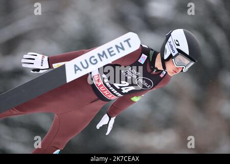 ©Pierre Teyssot/MAXPPP ; FIS Nordic Combined Men Individual Gundersen NH/10 km Ski World Cup a Predazzo, Italia il 15 gennaio 2021, 24 Antoine Gerard (fra) Â© Pierre Teyssot / Maxppp Foto Stock