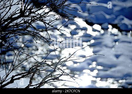 ©PHOTOPQR/LE PROGRES/Richard MOUILLAUD - le Bessat 19/01/2021 - le 21/01/2021 Neige à la Jasserie dans le parc du Pilat près du Bessat -Neige à la Jasserie dans le parc du Pilat près du Bessat la Jasserie du Pilat : Auberge du Pilat la Jasserie du Pilat la Jasserie du Pilat e st une Auberge du Mont Pilat, perchée à 1310 mètres d’altitude au pied du Crêt de la Perdrix, punto culminante du Pilat à 1434 mètres d’altitude. Le Restaurant est situé entre les communes du Bessat et de la Valla en Gier. 2021/01/21. Nevicate abbondanti in Francia. Foto Stock