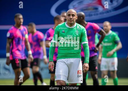 Aurelien Morissard / IP3; Wahib KHAZRI di Saint-Etienne durante il campionato francese Ligue 1 partita di calcio tra Parigi Saint Germain (PSG) e Saint-Etienne il 18 aprile 2021 allo stadio Parc des Princes di Parigi, Francia. Foto Stock