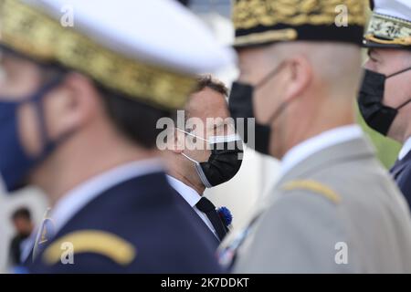 ©PHOTOPQR/LE PARISIEN/Olivier Lejeune ; Paris ; 08/05/2021 ; Cérémonie de commémoration du 76 ème anniversaire de la Victoire du 8 mai 1945. Cerimonia di Emmanuel Macron in occasione della fine della seconda guerra mondiale all'Arco di Trionfo di Parigi, 08 maggio 2021. Foto Stock