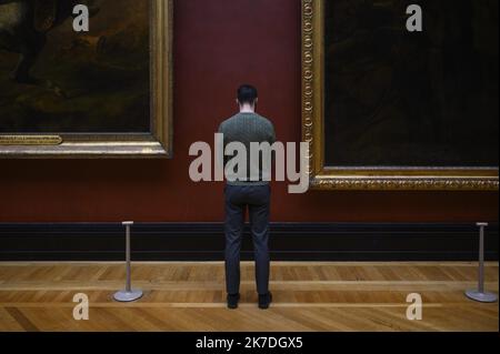 ©Julien Mattia / le Pictorium/MAXPPP - Julien Mattia / le Pictorium - 19/5/2021 - Francia / Ile-de-France / Parigi - 1er jour de reouverture du musee du Louvre aux visiteurs, suite aux annonces du Gouvernement Concertant le definement progressif, a Paris le 19 mai 2021. / 19/5/2021 - Francia / Ile-de-France (region) / Parigi - 1st° giorno di riapertura del museo del Louvre ai visitatori, a seguito degli annunci del Governo sul progressivo definement, a Parigi il 19th 2021 maggio. Foto Stock