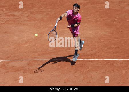 ©PHOTOPQR/LE PARISIEN/olivier corsan ; Paris ; 30/05/2021 ; Paris, France, le 30 maggio 2021. Tournoi Open du Grand Chelem sur terre battue de Roland Garros 1er tour F. FOGNINI Italie il 2021° Open francese al Roland Garros il 30 maggio 2021 a Parigi, Francia Foto Stock