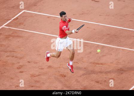 ©PHOTOPQR/LE PARISIEN/ARNAUD JOURNOIS ; PARIS ; 01/06/2021 ; INTERNATIONAUX DE FRANCE DE TENNIS DE ROLAND GARROS 2021 / 1ER TOUR / NOVAK DJOKOVIC Foto Stock