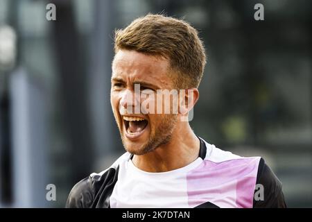 ©PHOTOPQR/LE PARISIEN/olivier corsan ; Paris ; 02/06/2021 ; Paris, France, le 2 juin 2021. Tournoi Open du Grand Chelem sur terre battue de Roland Garros Enzo COUACAUD (fra) Parigi, Francia, giugno 2nd 2021. Francese aperto Roland Garros Foto Stock