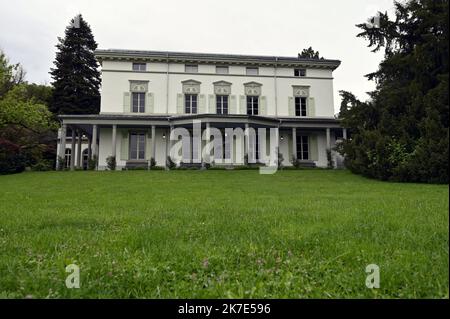 ©PHOTOPQR/L'EST REPUBLICAIN/ALEXANDRE MARCHI ; CORSIER SUR VEVEY ; 11/05/2021 ; CINEMA - CHAPLIN'S WORLD BY GREVIN - MUSEE MEMOIRE ET OEUVRE DE CHARLIE CHAPLIN. Corsier-sur-Vevey 11 maggio 2021. Le manoir de Ban dans lequel l'acteur Charles CHAPLIN vécut de 1952 jusqu'à sa mort en 1977. FOTO Alexandre MARCHI. – CHAPLIN E “IL GRANDE DITTATORE” DAL 12 MARZO AL 29 AGOSTO 2021 questa mostra mostra mostra mostra porta i visitatori dietro le quinte, con manufatti mai visti prima che descrivano la storia della creazione del film, i segreti di produzione, le scene incompiuta e le foto inedite Foto Stock