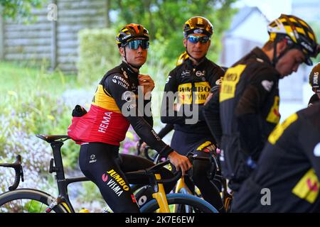 ©PHOTOPQR/OUEST FRANCE/Eddy LEMAISTRE ; BREST ; 25/06/2021 ; Tour de France 2021 - Grand départ Bretagne - Reconnaissance de la 25 étape - Equipe Jumbo Visma - Wout Van Aert BREST; 06//2021; Tour de France 2021 - Grande partenza in Bretagna - riconoscimento della 1st tappa - Jumbo Visma team - Foto Stock