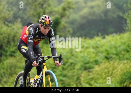 ©PHOTOPQR/OUEST FRANCE/Eddy LEMAISTRE ; BREST ; 25/06/2021 ; Tour de France 2021 - Grand départ Bretagne - Reconnaissance de la 25 étape - Equipe Jumbo Visma - Wout Van Aert BREST; 06//2021; Tour de France 2021 - Grande partenza in Bretagna - riconoscimento della 1st tappa - Jumbo Visma team - Foto Stock