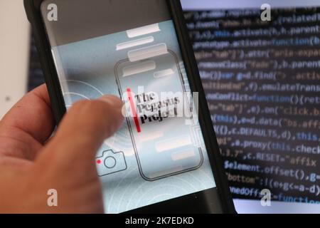 ©PHOTOPQR/l'ALSACE/Jean-Francis FREY ; ; 20/07/2021 ; le logiciel espion Pegasus le 20 juillet 2021. – Gli attivisti dei diritti, i giornalisti e gli avvocati di tutto il mondo sono stati colpiti da malware telefonico venduto ai governi autoritari da una società di sorveglianza israeliana, dicono i media. Foto Stock