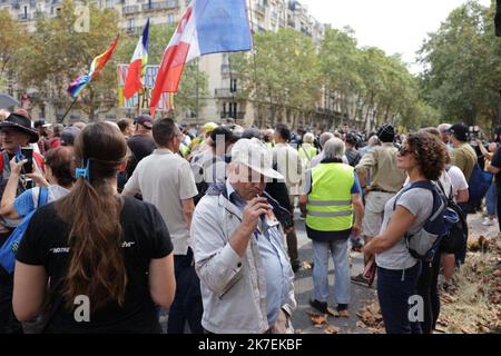 ©PHOTOPQR/LE PARISIEN/Philippe de Poulpiquet ; Paris ; 21/08/2021 ; Paris, le 21 août 2021. Manifestazione contre le vaccin Covid19. - Francia, Parigi 21 2021 agosto proteste anti-Health pass Foto Stock