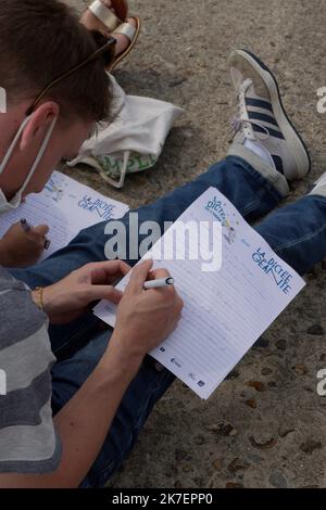 ©PHOTOPQR/LE PARISIEN/pH Lavieille ; LE BOURGET ; 05/09/2021 ; ' la Dictée Géante ' avec Thomas Pesquet co-organisé par le musée de l'Air , France Culture avec le soutien de l'Agence Spatiale Européenne.et de l'Espace au Bourget. Dictée Issue du livre de Marguerite Duras ' un barrage contre le Pacifique '. 2021/09/06. La Dictée Géante con Thomas Pesquet, co-organizzato dal Musée de l'Air , France Culture con il sostegno dell'Agenzia spaziale europea. Dettato dal libro di Marguerite Duras "A Dam Against the Pacific". Foto Stock