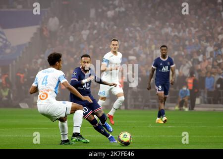 ©PHOTOPQR/LE PARISIEN/Fred Dugit ; Marseille ; ; Sports Orange Vélodrome (Marseille 13), le 24 octobre 2021 Olympique de Marseille-Paris Saint Germain 11e journée de ligue 1 Neymar French L1 Football match tra Olympique Marseille (OM) e Paris Saint-Germain (PSG) allo Stade Velodrome di Marsiglia, nel sud del 24 ottobre 2021. Foto Stock