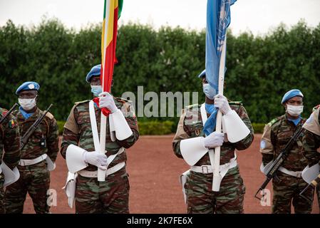 ©Nicolas Remene / le Pictorium/MAXPPP - Ceremonie organisation organisation ce dimanche 24 ottobre 2021 au quartier General de la MINUSMA a Bamako au Mali en memoire des casques bleus tombes pour la paix au Mali. La ceremonie s'est tenue en presence d'une deleguation du Conseil de securite des Nations unies qui a rencontre les autorites de la Transition ces jours-ci. La Delegation, est co-dirigee par l'Ambassadeur du Niger aupres des Nations Unies, Abdou Abarry, figlio omologo francais Nicolas de Riviere, et l' ambasciatore keniota, Martin Kimani, dont le paga assicurare la Foto Stock