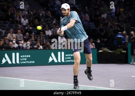 Alexis Sciard / IP3; Parigi, Francia, 1st novembre 2021 - Andy Murray in azione durante la sua prima partita contro Dominik Koepfer al Rolex Paris Masters torneo di tennis. Foto Stock