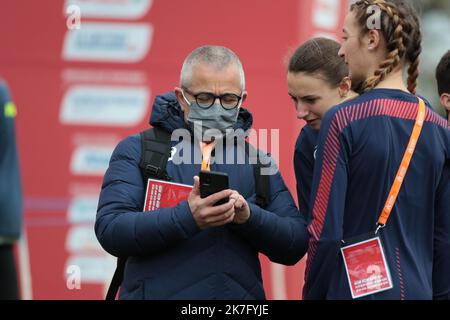 ©STADION-ACS/STADION ACS/MAXPPP - 11/12/2021 ; ; - Campionati europei di fondo Patrice BINELLI Foto Stock