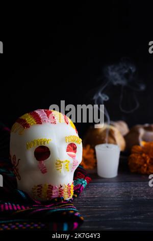 Cranio messicano zucchero tradizionale per il giorno dei morti in Messico Foto Stock