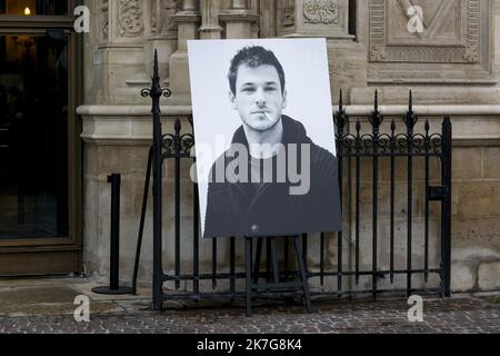 ©Sebastien Muylaert/MAXPPP - Illustration lors des obseques de l'acteur Gaspard Ulliel mort a 37 ans dans un incidente de ski, en l'eglise Saint Eustache. Parigi, 27.01.2022 - Parigi, Francia, 27th 2022 gennaio i funerali dell'attore francese Gaspard Ulliel, morto all'età di 37 anni dopo un incidente sciistico, sono celebrati nella chiesa di Sainte Eustache. Foto Stock