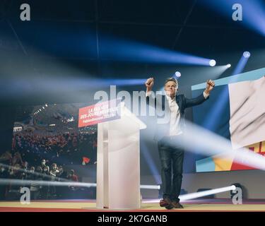 ©Nicolas Cleuet / le Pictorium/MAXPPP - Marsiglia 06/02/2022 Nicolas Cleuet / le Pictorium - 6/2/2022 - Francia / Bouches-du-Rhone / Marsiglia - Meeting de Fabien Roussel a Marsiglia, candidat du PCF a la Presidentielle 2022, le 6 fevrier 2022 / 6/2/2022 - Francia / Bouches-du-Rhone / Marsiglia - incontro di Fabien Roussel a Marsiglia, candidato PCF per le elezioni presidenziali del 2022, 6 febbraio 2022 Foto Stock