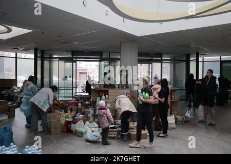 ©PHOTOPQR/LE PARISIEN/Philippe de Poulpiquet ; Kiev ; 01/03/2022 ; Kiev (Ucraina), le 01 Mars 2022. L'Hôpital Ohkmadet s'organize pour tenir une semaine, alors qu'une importante colonne de chars russes s'approche de la capitale ukrainienne. Ucraina 1 marzo 2022 Ospedale di Ohkmadet Foto Stock