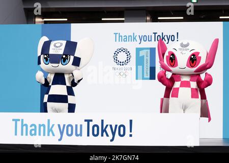 (L-R) MIRAITOWA, SOMEITY, 16 OTTOBRE 2022 : 'grazie Tokyo! Festival and Ceremony', una cerimonia commemorativa per la fine del primo anniversario dei Giochi Olimpici e Paralimpici Tokyo 2020 si tiene presso lo Stadio Nazionale di Tokyo, in Giappone. Credit: AFLO SPORT/Alamy Live News Foto Stock