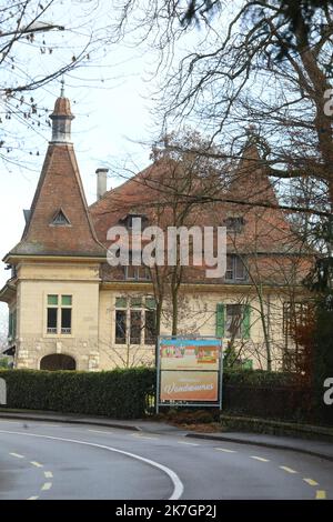 ©Francois Glories/MAXPPP - 31/01/2021 Exlusiv Vista della città di Vandoeuvres (vicino Ginevra, a 5 chilometri), con la sua scuola locale, il municipio, la sua chiesa e la sua piccola panetteria Robbie Williams e sua moglie, l'attrice Ayda Field e i loro quattro figli: Theodora Rose, Charlton Valentine, Colette Josephine e Beau Benedict, rispettivamente di 8 anni, 5 anni, 2 anni e 8 mesi. Secondo la rivista Bilan, gli anziani sono iscritti alla scuola comunitaria. Switzerland Vandoeuvres, gennaio 31 2021. Foto Stock