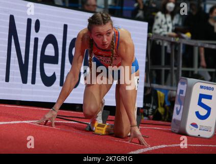 ©Laurent Lairys/MAXPPP - Femke Bol of Netherlands Heats 400 M Donne durante i Campionati mondiali di atletica al coperto 2022 il 18 marzo 2022 alla Stark Arena di Belgrado, Serbia - Foto Laurent Lairys / Foto Stock