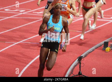 ©Laurent Lairys/MAXPPP - Shaunae MILLER-UIBO of Bahamas 1/2 finale 400 M Donne durante i Campionati del mondo di Atletica Indoor 2022 il 18 marzo 2022 alla Stark Arena di Belgrado, Serbia - Foto Laurent Lairys / Foto Stock