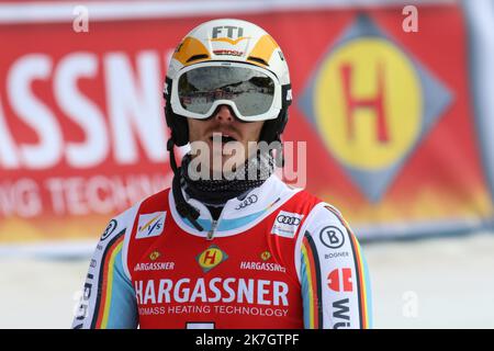 ©Pierre Teyssot/MAXPPP ; Finals FIS Alpine Ski World Cup - Courchevel Meribel - . Meribel, Francia il 20 marzo 2022. Slalom maschile, Linus Strasser. Â Pierre Teyssot / Maxppp Foto Stock