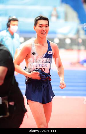 ©STADION-ACS/STADION ACES/MAXPPP - 20/03/2022 ; ; - ATHLETISME Dimanche 20 Mars 2022 Championnats du Monde Athletisme en salle Belgrade Sanghyeok WOO High Jump BELGRADO ATLETICA MONDO INDOOR Foto Stock