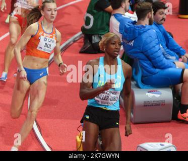 ©Laurent Lairys/MAXPPP - Shaunae MILLER-UIBO delle Bahamas e Femke BOL dei Paesi Bassi 400 M Donne durante i Campionati del mondo di Atletica Indoor 2022 il B19 2022 marzo presso la Stark Arena di Belgrado, Serbia - Foto Laurent Lairys / Foto Stock