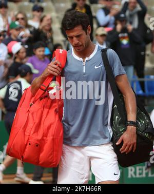 ©Laurent Lairys/MAXPPP - Karen Khachanov di Russia durante il Rolex Monte-Carlo Masters 2022, ATP Masters 1000 torneo di tennis il 11 aprile 2022 al Monte-Carlo Country Club di Roquebrune-Cap-Martin, Francia - Foto Laurent Lairys / Foto Stock