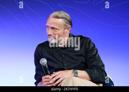 ©PHOTOPQR/NICE MATIN/Patrice Lapoirie ; Cannes ; 26/05/2022 ; maads mikkelsen masterclass - Festival internazionale del cinema di Cannes il 26th 2022 maggio Foto Stock